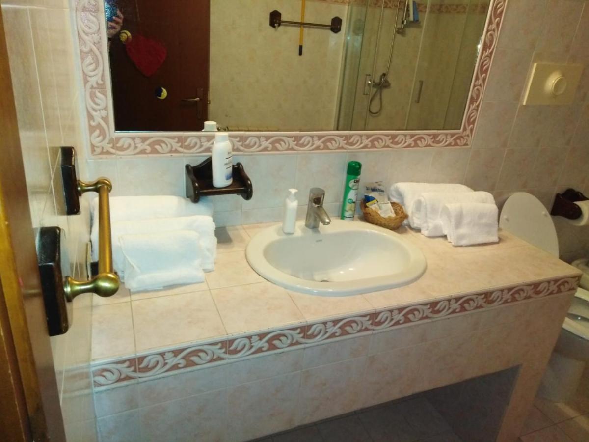 Da Vale E Teo Apartment Legnano Bagian luar foto