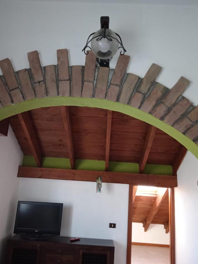 Da Vale E Teo Apartment Legnano Bagian luar foto